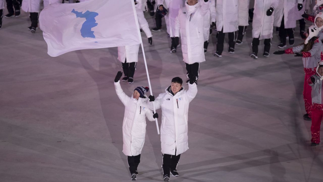 Reprezentanci Korei podczas ceremonii otwarcia igrzysk w Pjongczangu (fot. Getty Images)