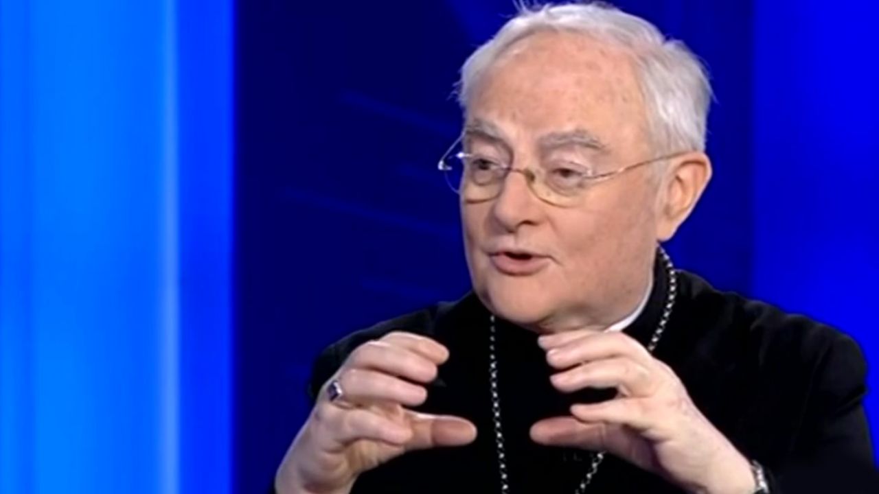 Abp Henryk Hoser o sytuacji w Polsce - tvp.info