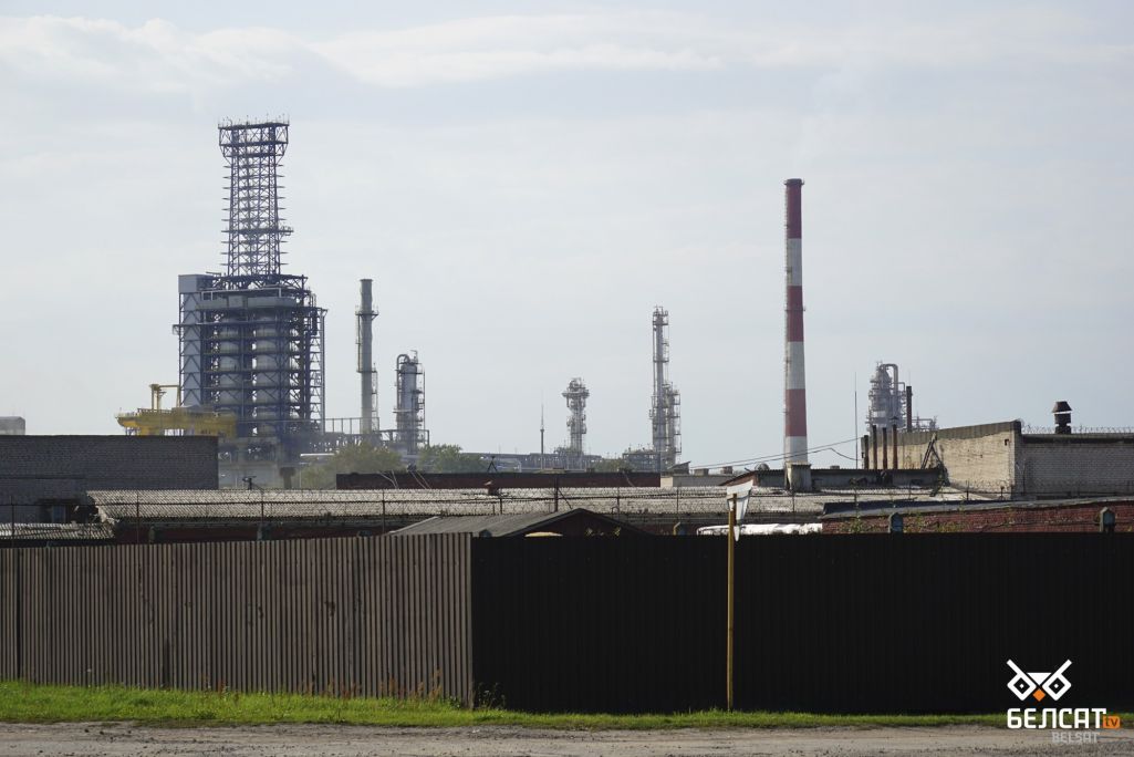 Завод «Нафтан», предприятие, нефтеперерабатывающий завод, нефть, нефтепродукты, Новополоцк, Беларусь (Фота: Белсат)