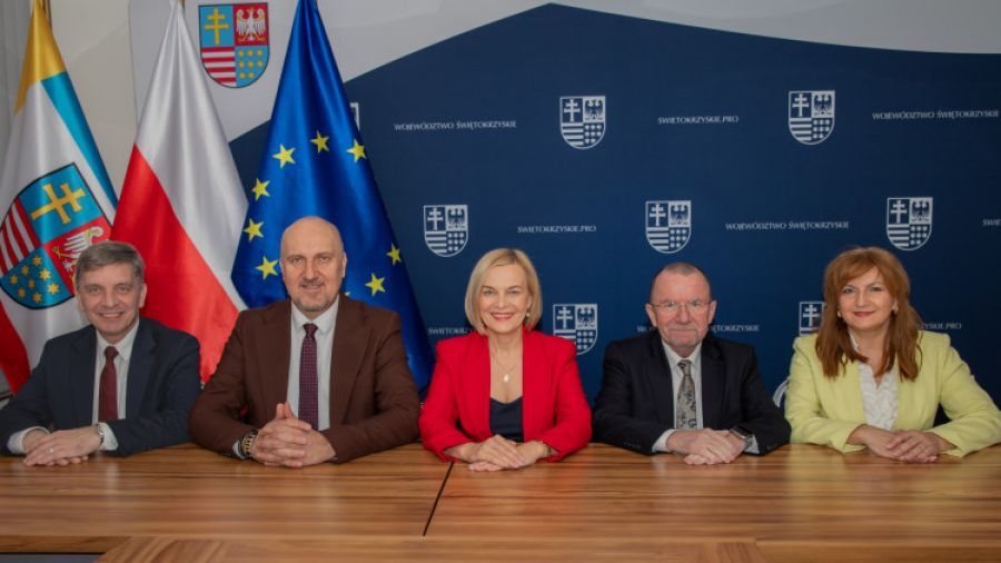 12,5 milionów złotych z funduszy europejskich na zakup autobusów elektrycznych przez miasto Kielce. O przekazaniu pieniędzy zdecydował zarząd województwa świętokrzyskiego. Zdjęcie: Urząd Marszałkowski