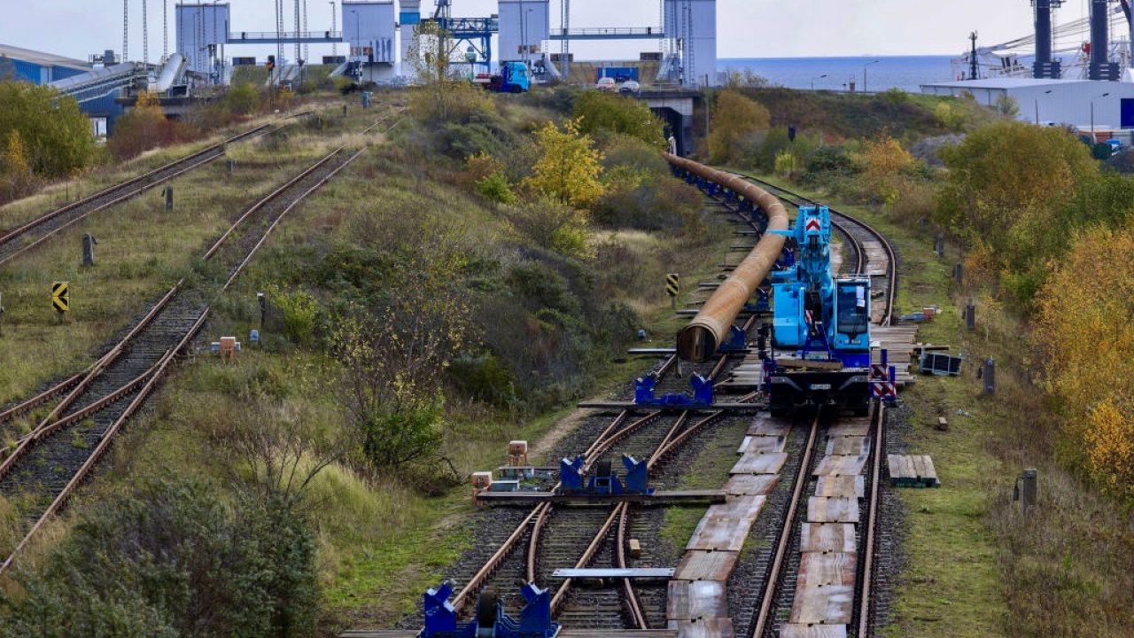 Polska sprzeciwia się tej inwestycji (fot. Alex Kraus/Bloomberg via Getty Images) Polska sprzeciwia się tej inwestycji (fot. Alex Kraus/Bloomberg via Getty Images)