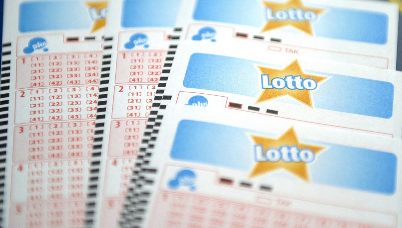 Wyniki losowania Lotto w poniedziałek, 15 sierpnia (fot. PAP/Darek Delmanowicz)