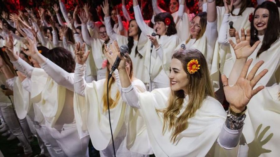 Jednego Serca Jednego Ducha - największy w Europie koncert uwielbienia, który zapromował sam papież