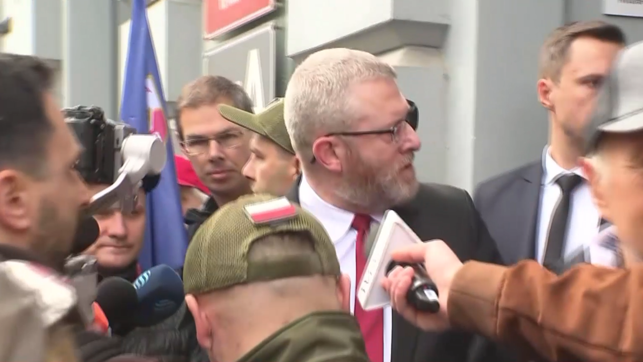 PG Waldemar Żurek wydał polecenie ws. Grzegorza Brauna