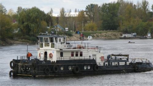 Буксір, які рамантуецца ў Пінску. Фота: shipyard.by
