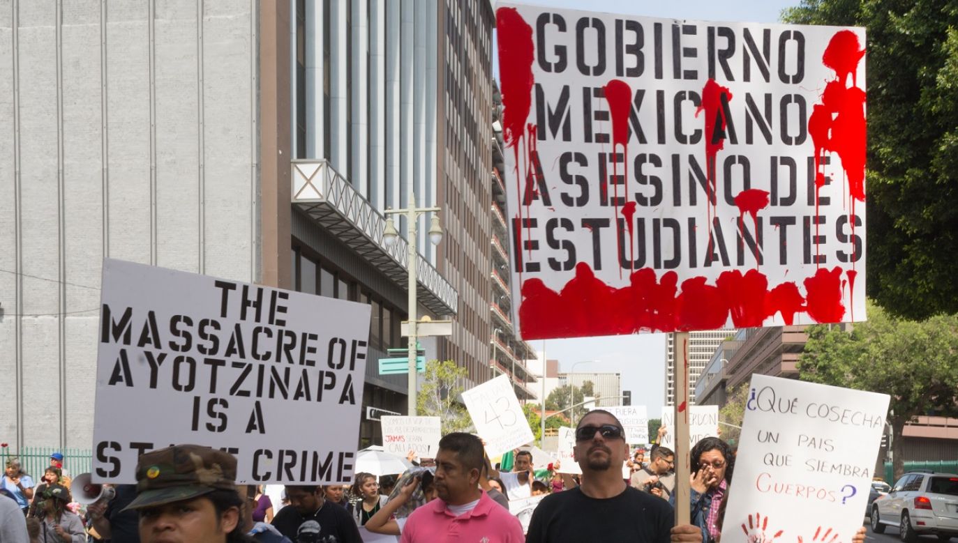 Studenci zaginęli w 2014 r. podczas akcji protestacyjnej (fot. betto rodrigues/Shutterstock com)