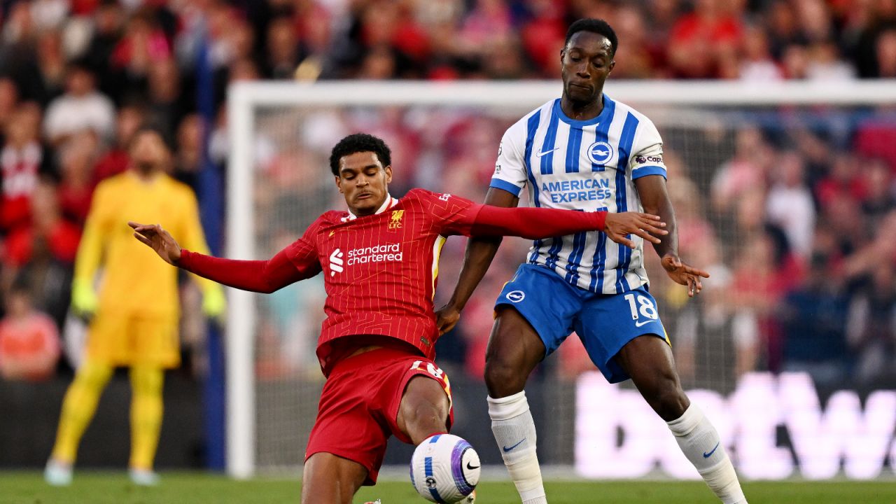 Jarell Quansah i Danny Welbeck (fot. Getty Images)