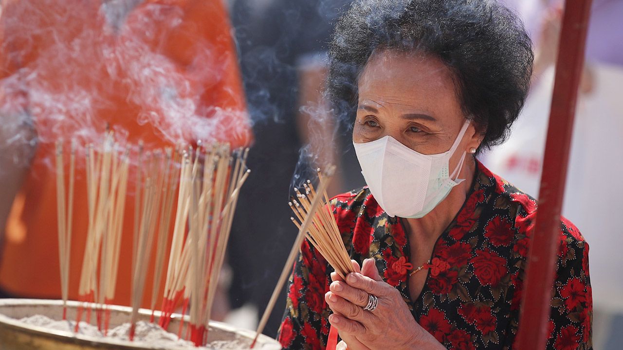 Łącznie w Japonii odnotowano dotychczas sześć przypadków zarażenia koronawirusem (fot. PAP/EPA/DIEGO AZUBEL) Łącznie w Japonii odnotowano dotychczas sześć przypadków zarażenia koronawirusem (fot. PAP/EPA/DIEGO AZUBEL)