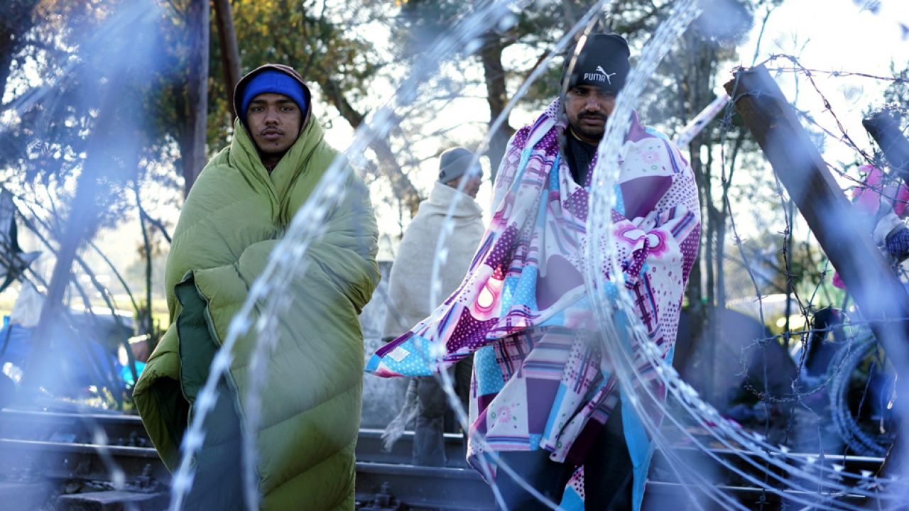 Węgry znajdują się na trasie wędrówki migrantów do Europy Zachodniej (fot. PAP/EPA/NAKE BATEV) Węgry znajdują się na trasie wędrówki migrantów do Europy Zachodniej (fot. PAP/EPA/NAKE BATEV)