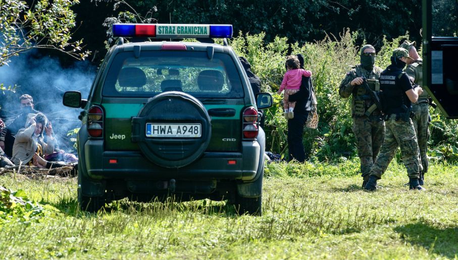 Polska wzmacnia ochronę na granicy (fot. Michal Kosc/Forum)