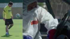 Leo Messi (z lewej) trenuje, podczas gdy pracownicy dezynfekują jego auto (fot. Reuters)