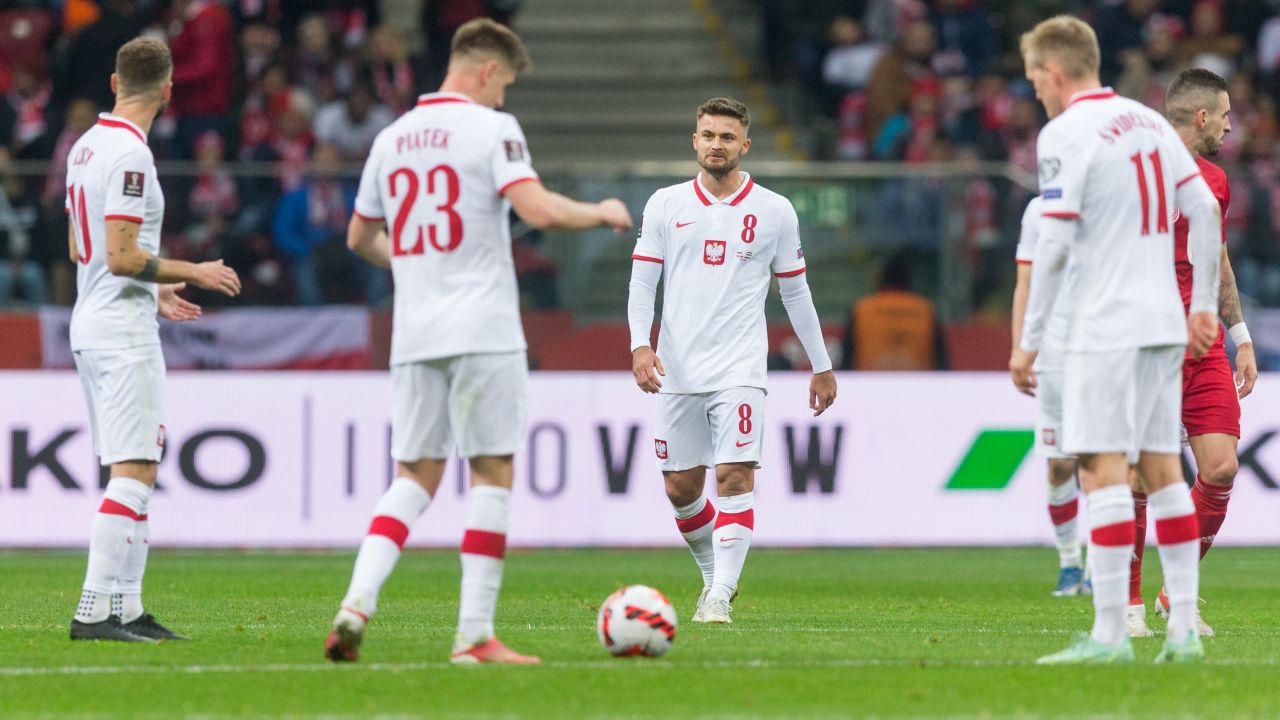 Biało-czerwoni stracili rozstawienie w barażach, co znacząco komplikuje kwestię awansu na przyszłoroczny mundial w Katarze. Photo: Foto Olimpik/NurPhoto via Getty Images Biało-czerwoni stracili rozstawienie w barażach, co znacząco komplikuje kwestię awansu na przyszłoroczny mundial w Katarze. Photo: Foto Olimpik/NurPhoto via Getty Images