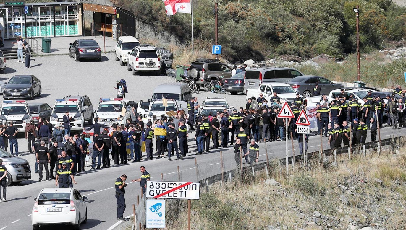 Gruziński rząd zapewnia, że sytuacja na granicy jest pod kontrolą (fot. IRAKLI GEDENIDZE / Reuters / Forum)
