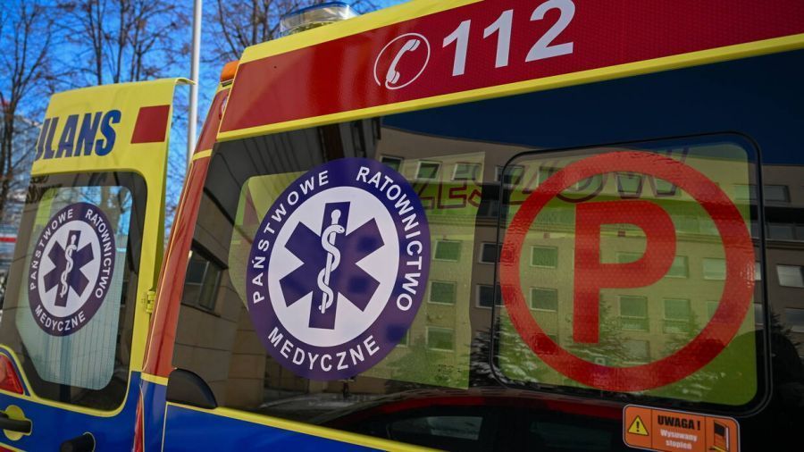 Nosków. Tragedia podczas naprawy samochodu. Nie żyje 27-latek (fot. Darek Delmanowicz PAP zdj., ilustracyjne)