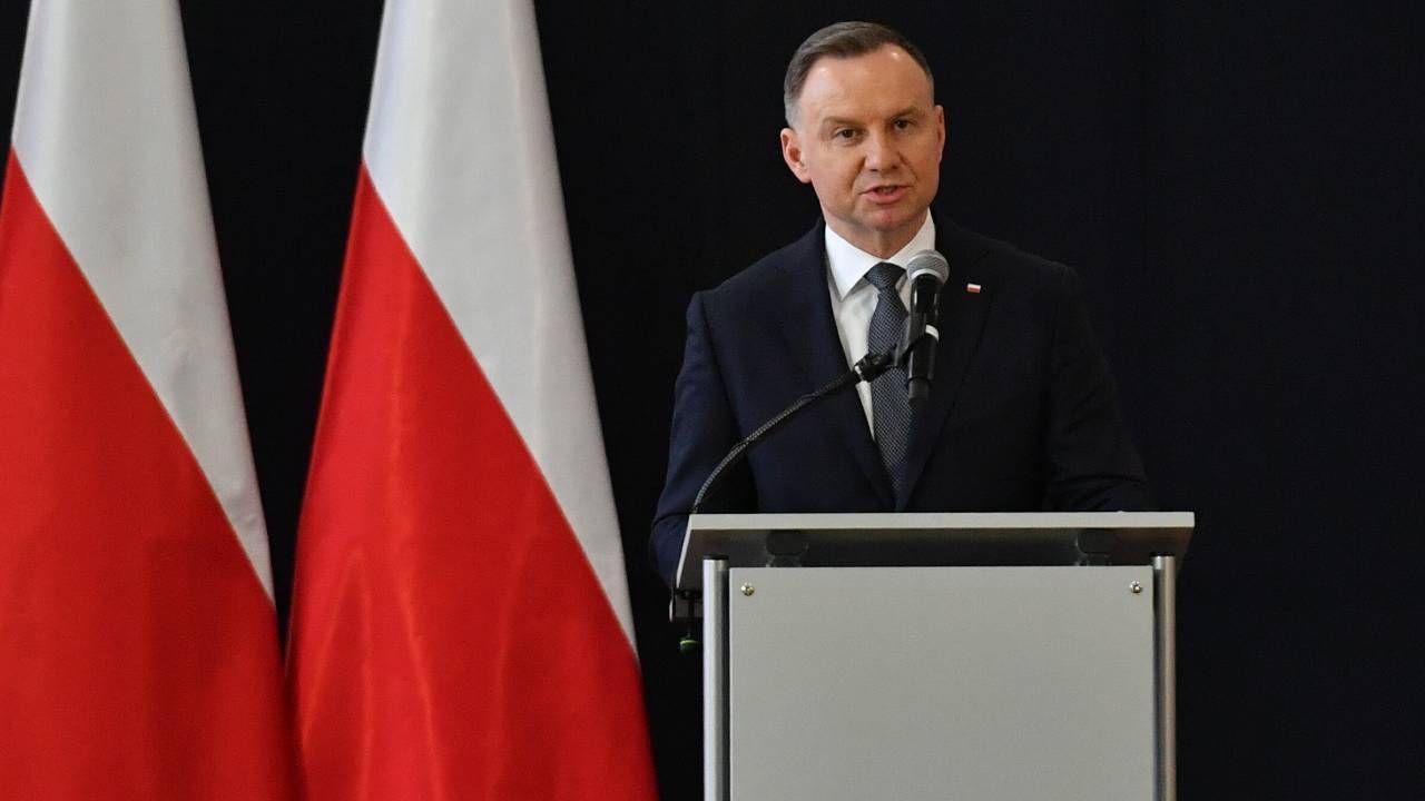 Prezydent Andrzej Duda podziękował górnikom za ich pracę (fot. PAP/Wojtek Jargiło) Prezydent Andrzej Duda podziękował górnikom za ich pracę (fot. PAP/Wojtek Jargiło)