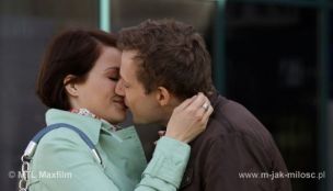 Oni się całują!