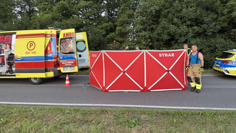 Tragiczny wypadek w miejscowości Lubczyna. Nie żyje motocyklista/Fot. TVP3 Łódź 