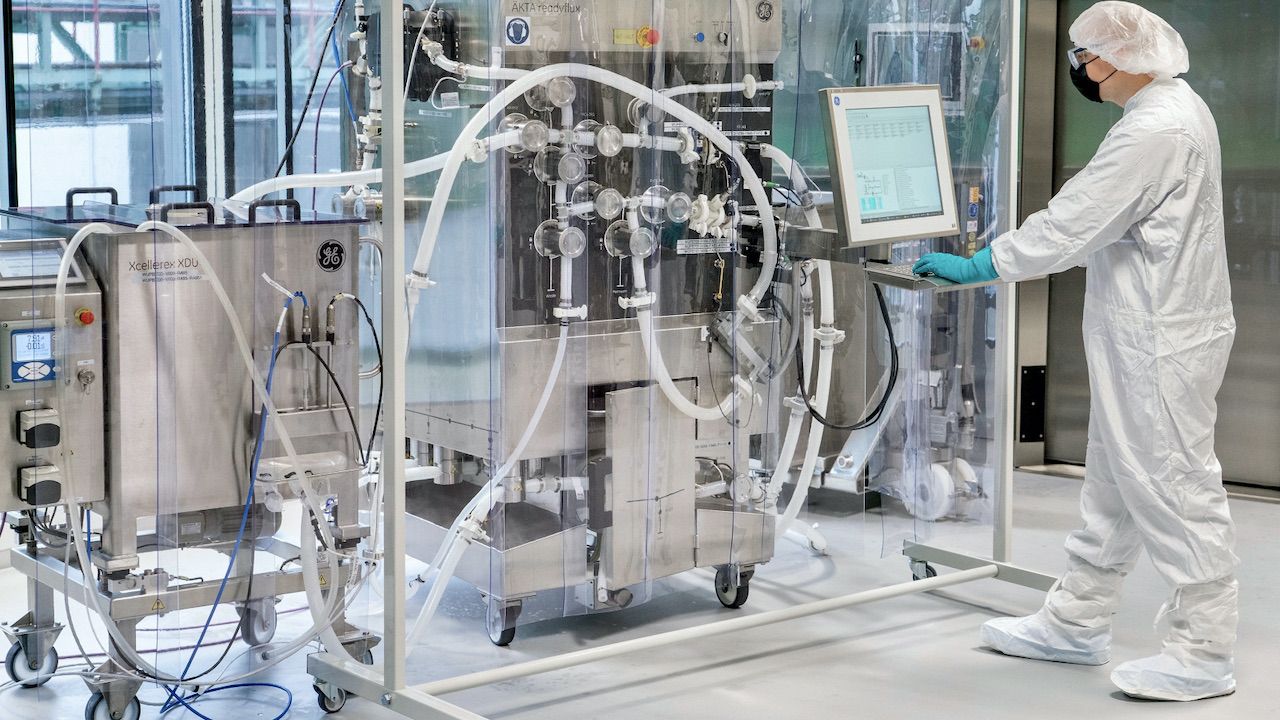 KE zawodzi na całej linii po raz kolejny w czasie pandemii (fot. PAP/EPA/BAYER AG/HANDOUT) KE zawodzi na całej linii po raz kolejny w czasie pandemii (fot. PAP/EPA/BAYER AG/HANDOUT)