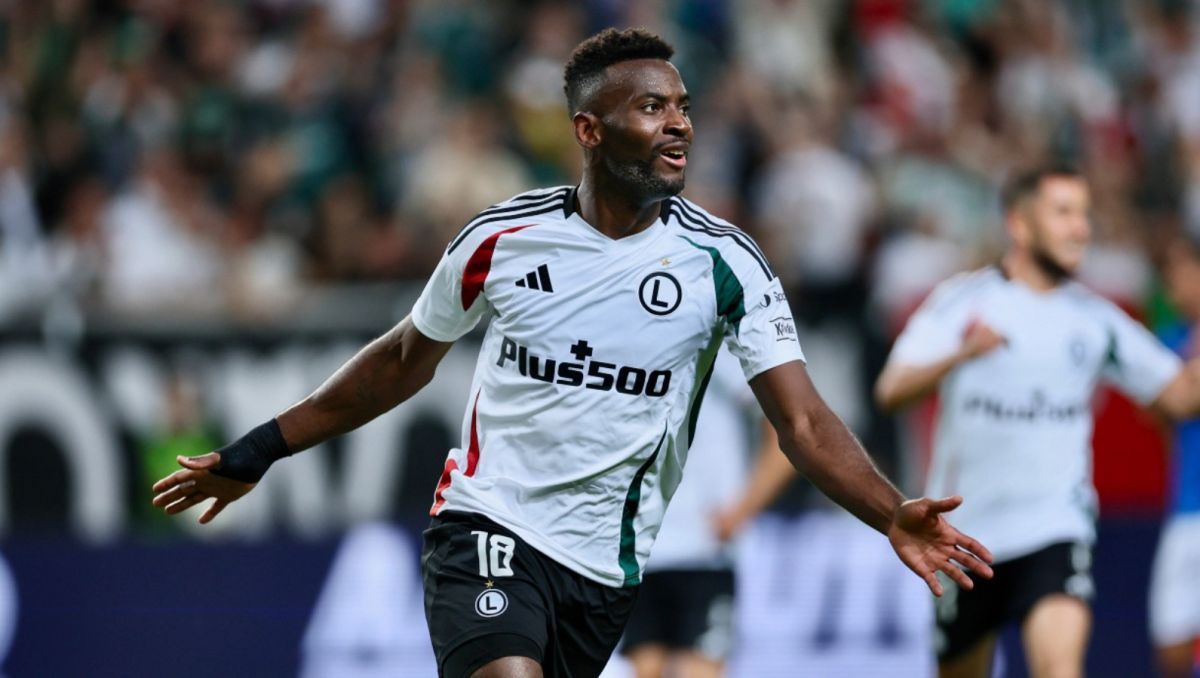 Jean-Pierre Nsame stał się bohaterem Legii Warszawa. Edward Iordanescu  reaktywował napastnika | TVP SPORT