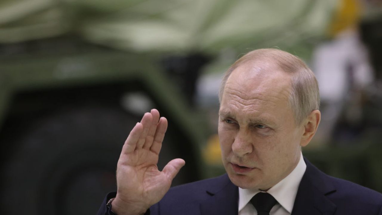 Były twórca przemówień Putina twierdzi, że dyktatora obalą wojskowi. (Fot. Contributor/Getty Images)