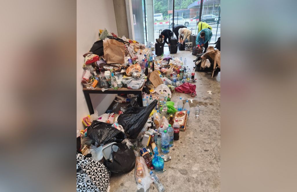 Прадукты падарожнікаў у пункце пропуску на мяжы з Літвою. (Фота: belamova / Telegram)