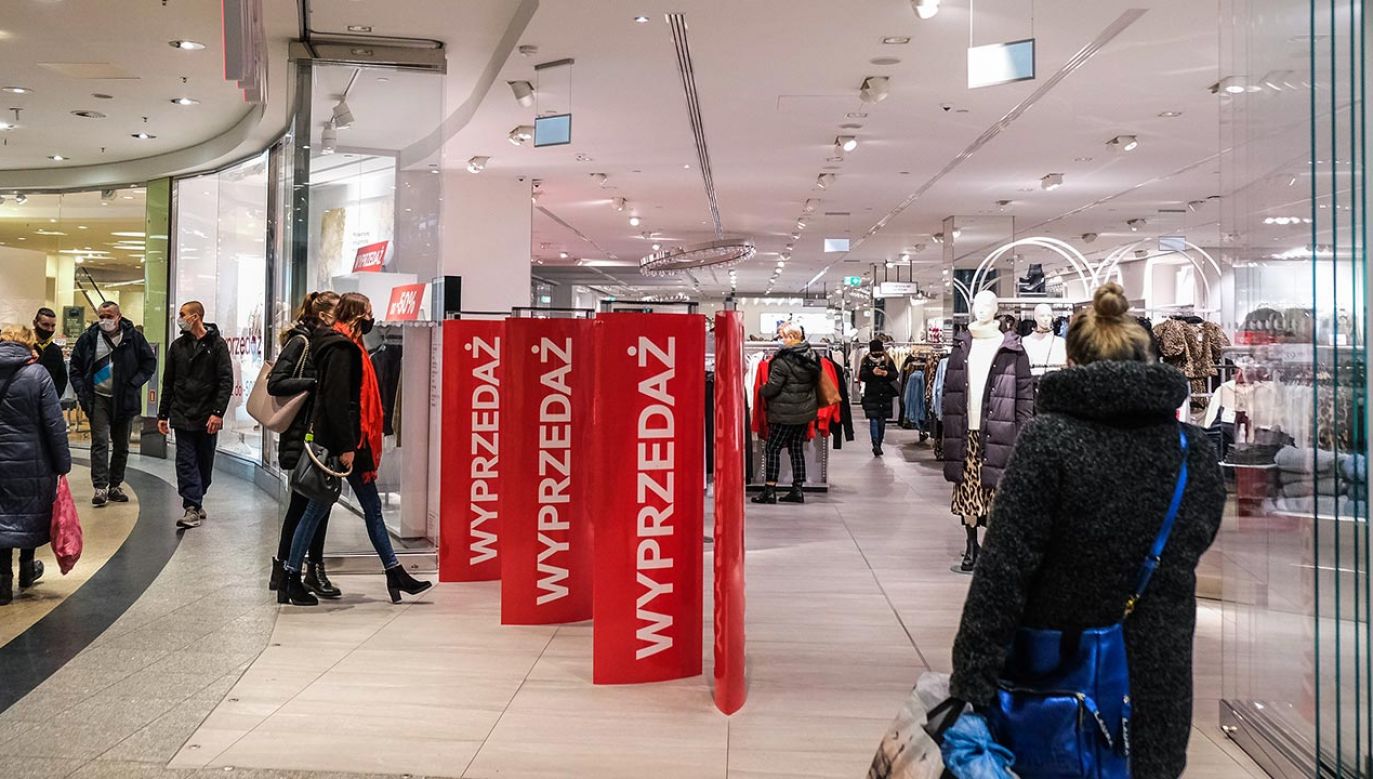 28 lutego nie zrobimy zakupów (fot. Omar Marques/SOPA Images/LightRocket via Getty Images)