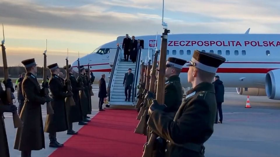 Latvijā ierodas Polijas prezidentu pāris