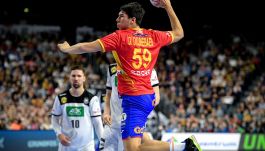 Daniel Dujshebaev w meczu MŚ z Niemcami (fot. PAP/EPA)