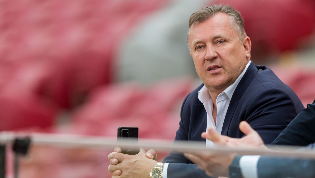 Reprezentacja Polski. Ważą się losy selekcjonera. Cezary Kulesza wskazuje termin (sport.tvp.pl)