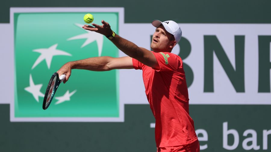 Hubert Hurkacz wreszcie odniósł zwycięstwo (fot.  George Walker/Icon Sportswire via Getty Images)