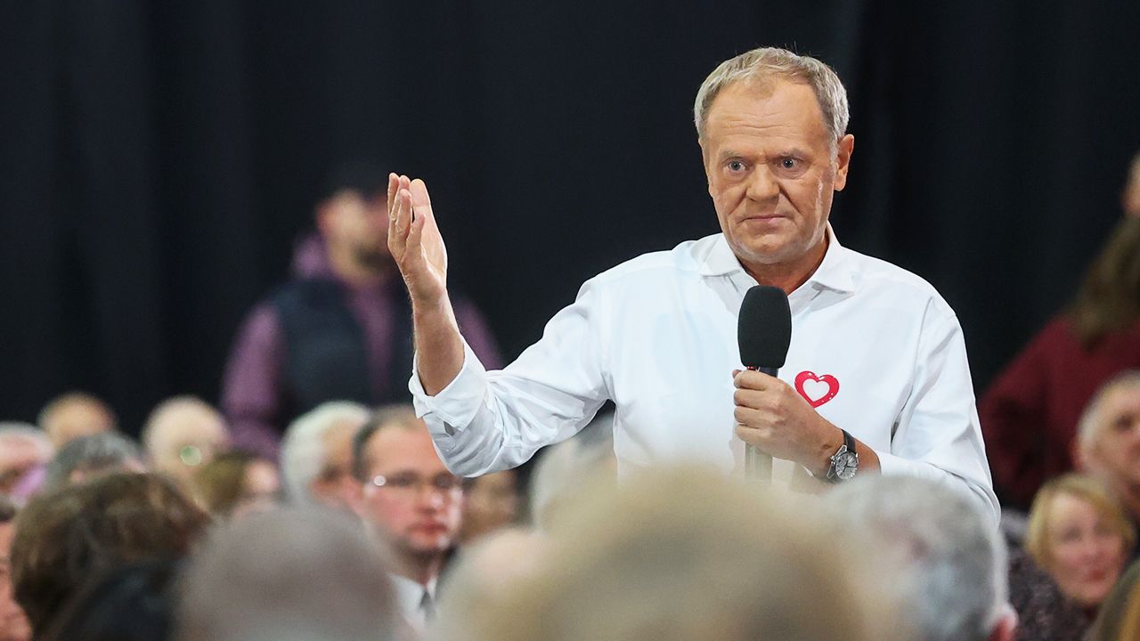 Tusk w rocznicę wyborów: Nigdy nie zrezygnuję z walki o lepszą Polskę