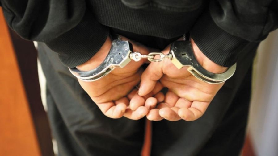 Groził nożem za dwa batony – 52-latek zatrzymany przez policjantów z Myślenic.