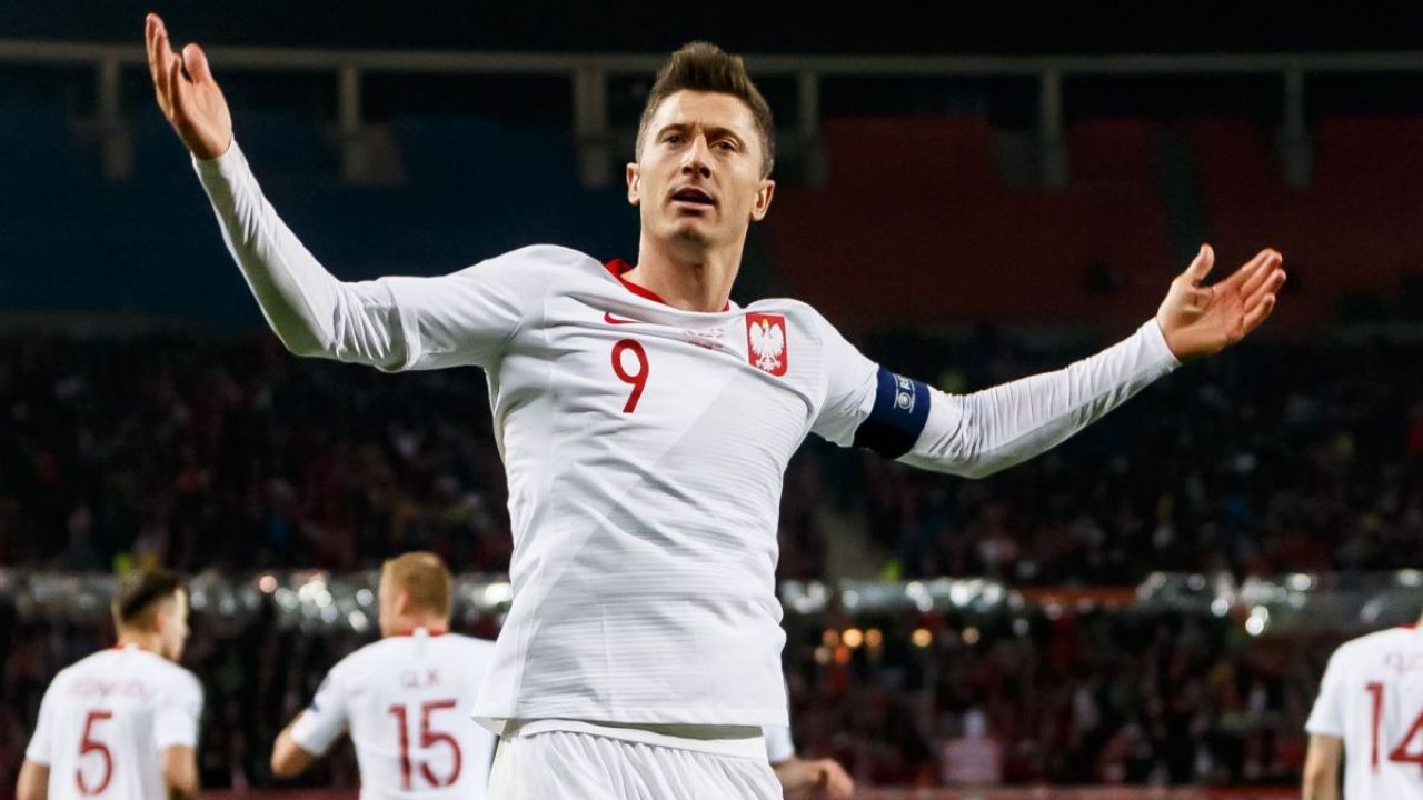 Top 10 Najlepszych Piłkarzy Na świecie Najlepsi piłkarze 2020 roku na świecie według dziennikarzy TVP Sport