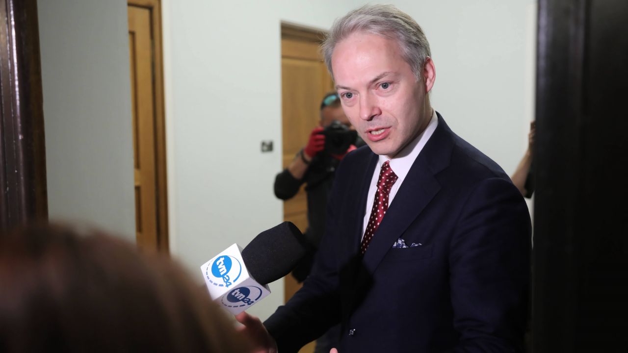 Polityk został wyproszony z programu w TVN24 (fot. arch. PAP/Wojciech Olkuśnik) Polityk został wyproszony z programu w TVN24 (fot. arch. PAP/Wojciech Olkuśnik)