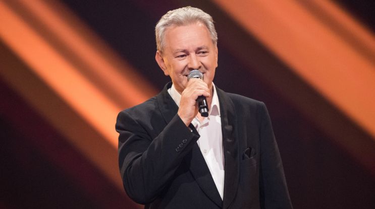 Krzysztof Koziarski – „Między nami”; „The Voice Senior”, Nokaut, 31 stycznia 2026