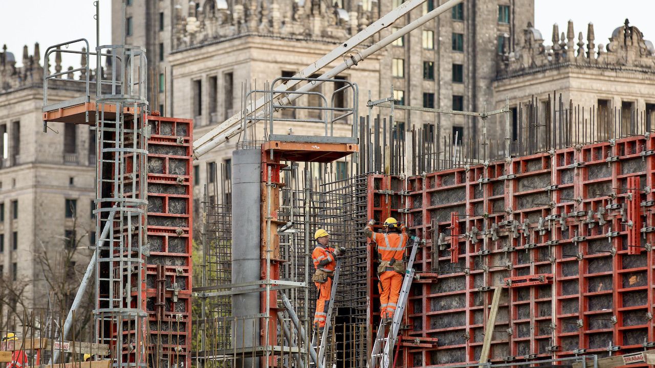 Rośnie liczba obcokrajowców zatrudnionych w Polsce (fot. K.Serewis/SOPA/LightRocket/Getty Images, zdjęcie ilustracyjne) Rośnie liczba obcokrajowców zatrudnionych w Polsce (fot. K.Serewis/SOPA/LightRocket/Getty Images, zdjęcie ilustracyjne)