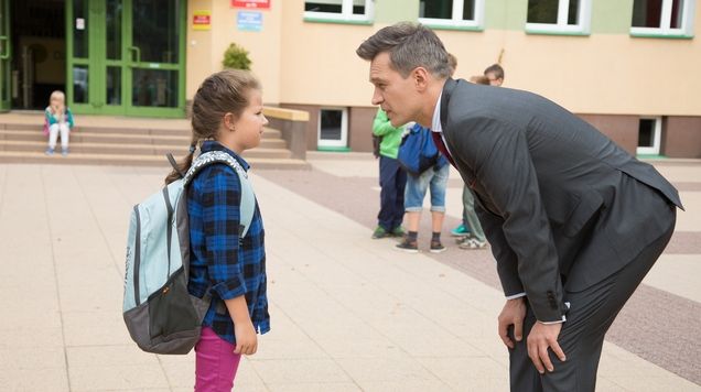 Zagrozi… własnej córce!
