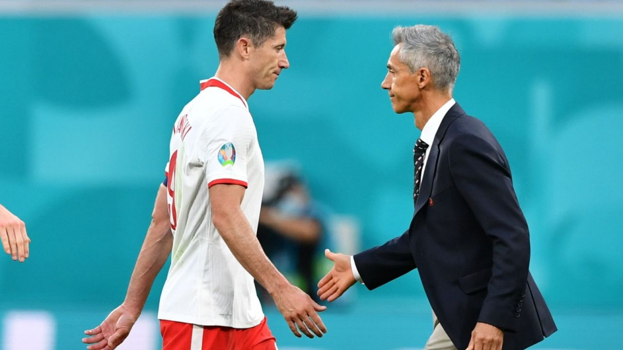 Robert Lewandowski i Paulo Sousa (fot. PAP/Adam Warżawa) Robert Lewandowski i Paulo Sousa (fot. PAP/Adam Warżawa)