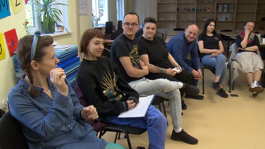 Uczestnicy warsztatów wyszli na ulicę, by pytać, sprawdzać czego chcą potencjalni mieszkańcy