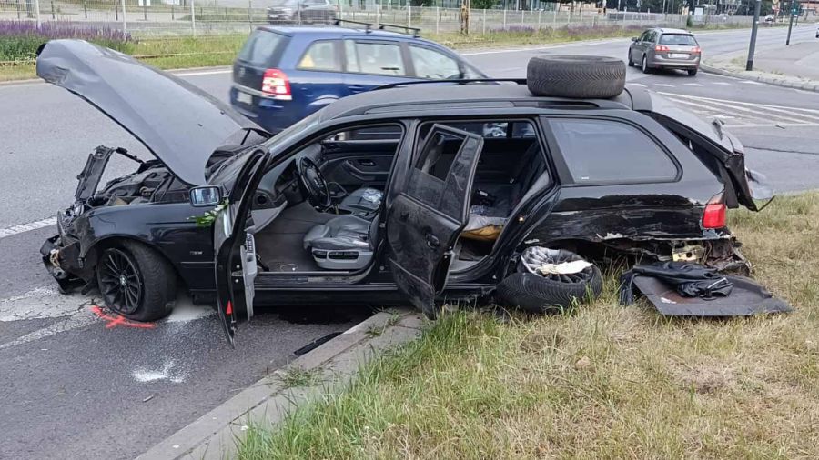 Pościg za bmw ulicami Łodzi. 18-latek uszkodził cztery samochody/ Fot. FB/ LDZ Zmotoryzowani Łodzianie