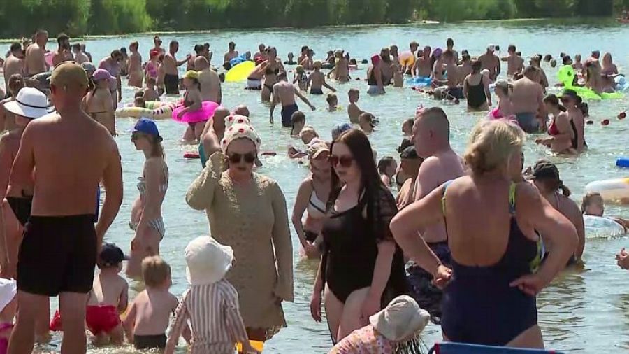 Nad Podkarpacie naciągnęły upały. Tłumy na kąpieliskach