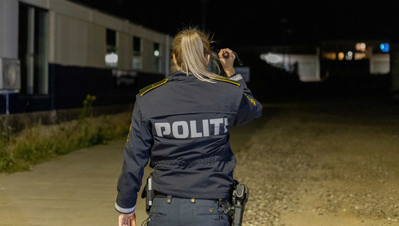 Policjanci byli zaskoczeni kiedy odkryli, że inwigilowana przez nich kobieta została okradziona  (fot. Politi.dk, zdjęcie ilustracyjne)