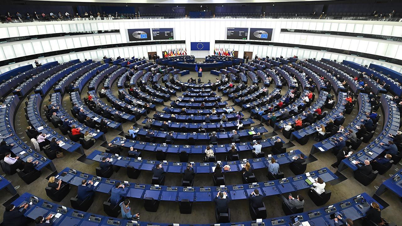 PE przyjął rezolucję (fot. EU Commission/Pool/Anadolu Agency via Getty Images, zdjęcie ilustracyjne) PE przyjął rezolucję (fot. EU Commission/Pool/Anadolu Agency via Getty Images, zdjęcie ilustracyjne)