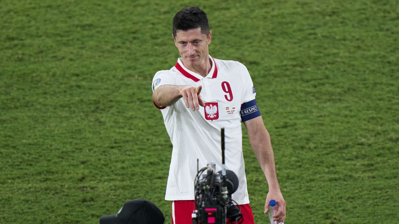 Robert Lewandowski w Realu Madryt? Jego żona podgrzała ...