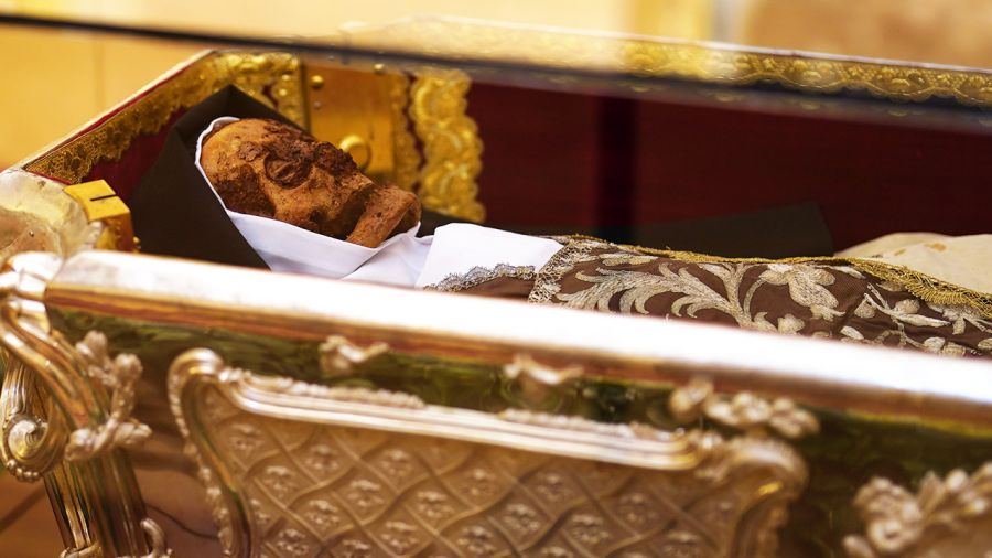 Św. Teresa zmarła ponad 400 lat temu w wieku 67 lat (fot. Manuel Angel Laya/Europa Press via Getty Images)