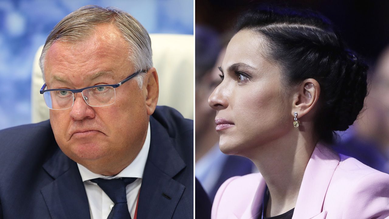 Nawalny podliczył, że prezes państwowego banku zainwestował w swoją kochankę około 12 mld rubli (fot. Marina Lystseva\TASS via Getty Images, Mikhail Metzel\TASS via Getty Images) Nawalny podliczył, że prezes państwowego banku zainwestował w swoją kochankę około 12 mld rubli (fot. Marina Lystseva\TASS via Getty Images, Mikhail Metzel\TASS via Getty Images)