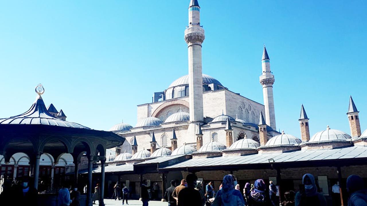 Konya (fot. Agnieszka Wasztyl) Konya (fot. Agnieszka Wasztyl)