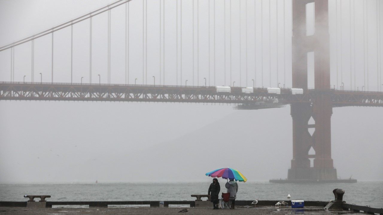 Ogłoszono stan powodzi w całym rejonie zatoki San Francisco (fot. Brontë Wittpenn/San Francisco Chronicle via Getty Images) Ogłoszono stan powodzi w całym rejonie zatoki San Francisco (fot. Brontë Wittpenn/San Francisco Chronicle via Getty Images)