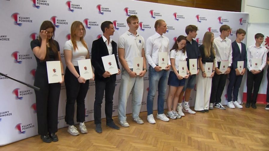 Stypendyści reprezentują 12 dyscyplin sportu.