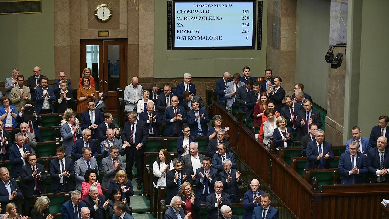 To miał być koniec koalicji rządzącej (fot. PAP/Marcin Obara)